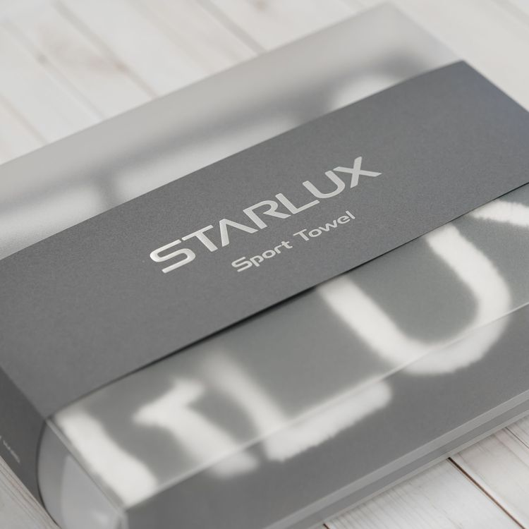 宏匯廣場週年慶來店禮推出星宇航空三款實用來店禮，首週假日限定「星宇航空運動毛巾組二入裝」。業者提供