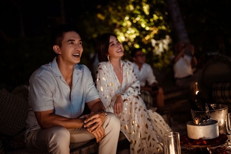 許維恩（右）是貼心的老婆。博海旅行社 / 綠攝影像