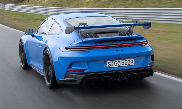 911 GT3售952萬元起。原廠提供