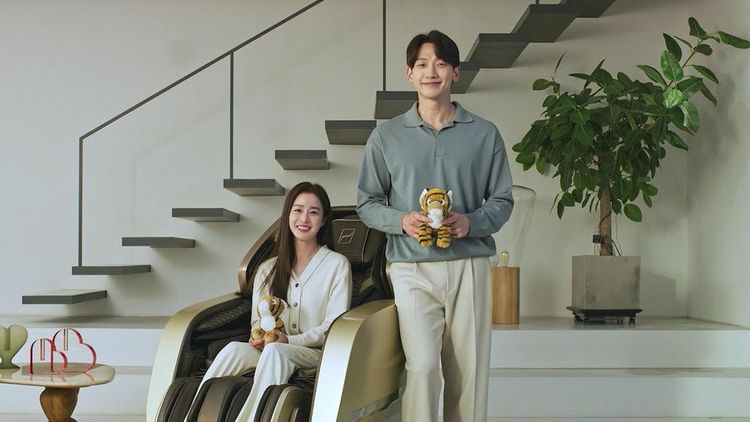 Rain（右）、金泰希結婚5年，育有2個女兒。翻攝naver