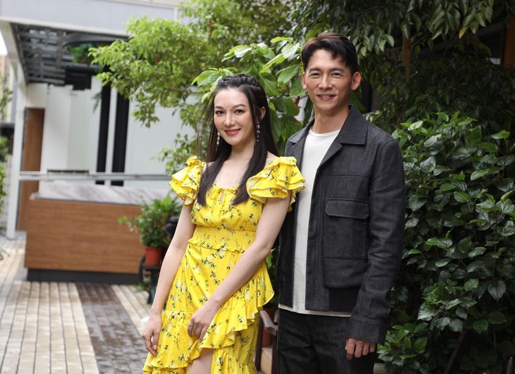 温昇豪（右）與李杏氏同門師兄妹，之後還要一起合作温昇豪擔任製作的《整外春秋》。陳明中攝