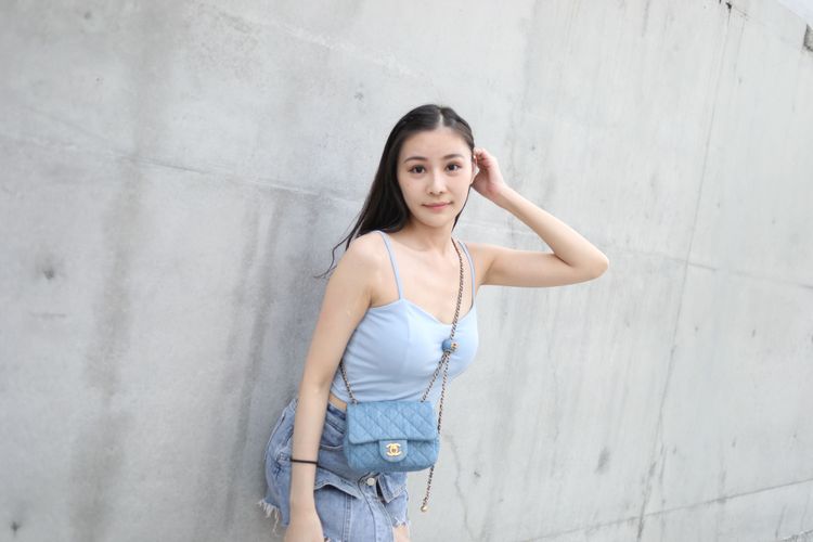 萌萌平常還喜歡畫畫。陳明中攝