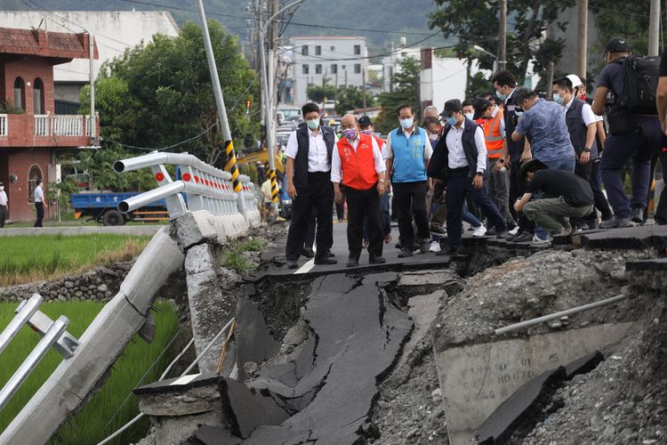 花蓮南區三鄉鎮受災嚴重，蘇揆日前來勘災。資料畫面