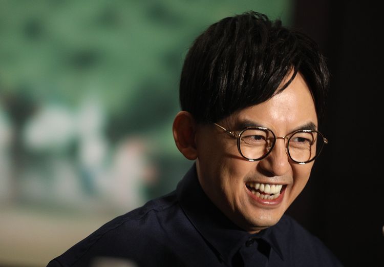 黃子佼受訪歡笑不斷。陳明中攝