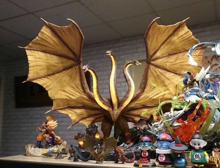 怪獸之王基多拉一隻要價6萬台幣。陳明中攝