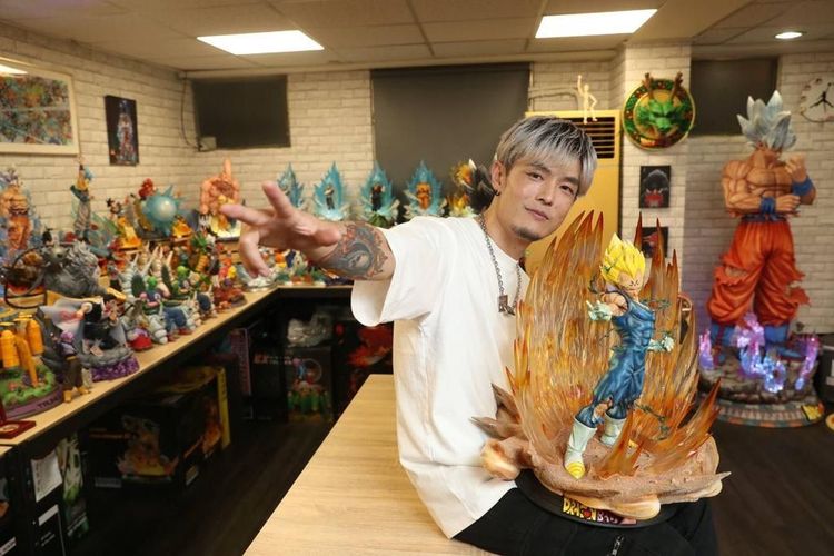 阿電的收藏，如同公仔的博物館。陳明中攝