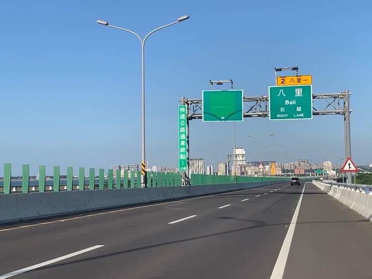 八里到大台北地區也很方便。翻攝左岸玫瑰臉書