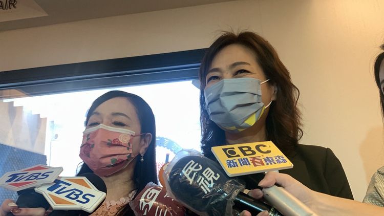 周玉蔻今天在廣播節目中邀請沈慧虹一同開講。江孟謙攝