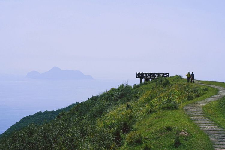 桃源谷步道可遠眺龜山島。黃盈甄攝