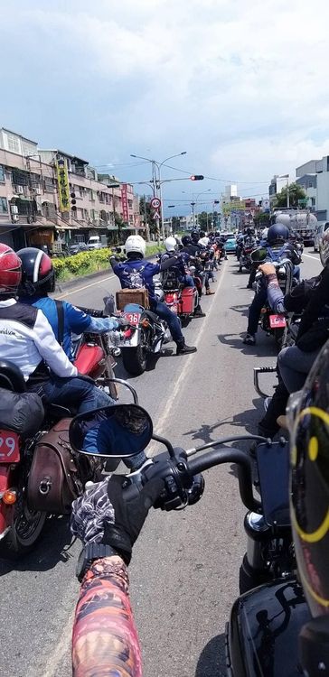 重機車隊號召做公益幫助弱勢。聯勸提供