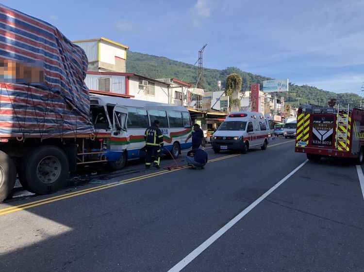 車禍肇事現場。台東分局提供