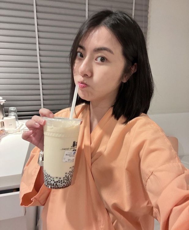葉安婷剖腹前一天喝珍奶。翻攝葉安婷IG