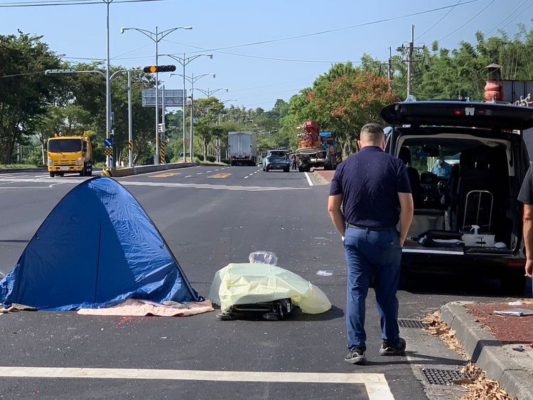 機車騎士當場死亡。民眾提供