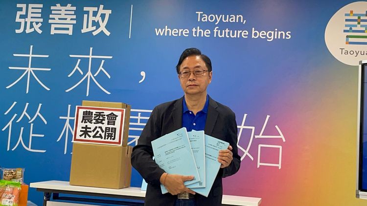 張善政說明。張沛森攝