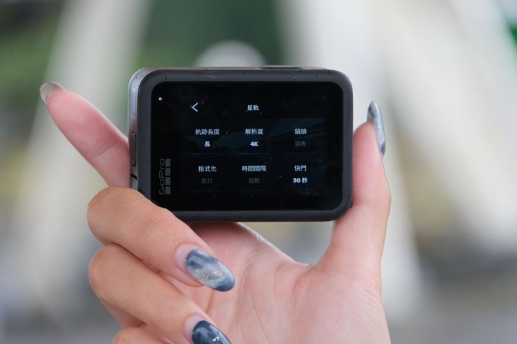 可控制拍攝參數。陳志淵攝