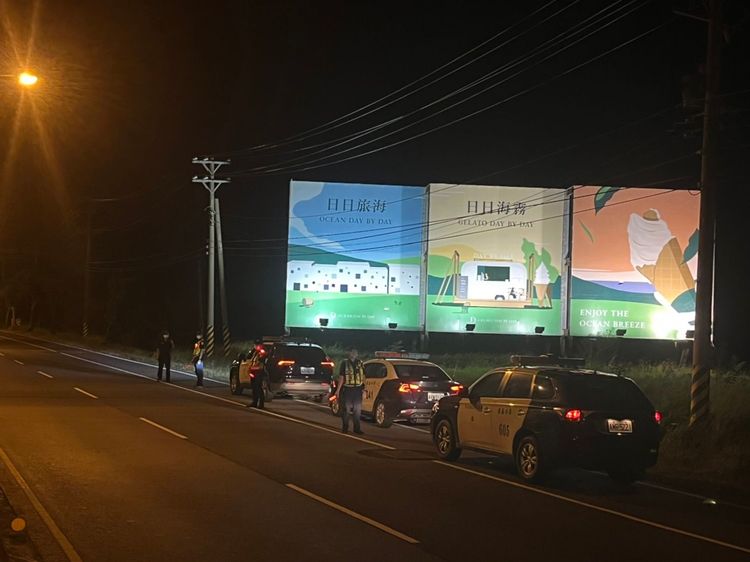 恆春警分局在台26線針對競速、蛇行違規等危險駕駛行為加強取締。警方提供