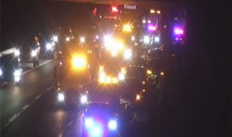 國道員警趕抵現場，排除事故中。翻攝高公局1968網站