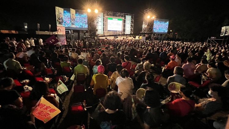 現場湧入5000餘名支持者。魏嘉良攝