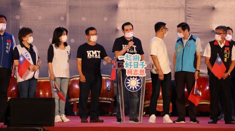 馬英九請高雄市民力挺柯志恩。侯昌騰攝