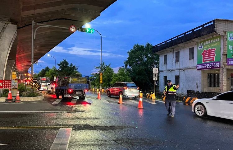 警方將投入大批警民力維護交通。警方提供