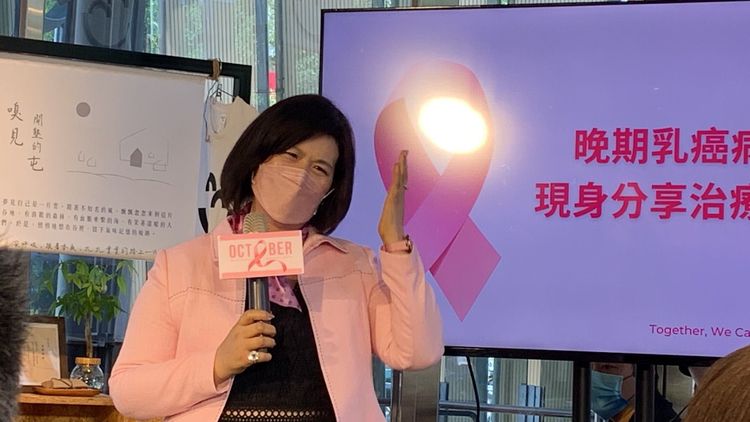 「人只要有一口氣在就有希望！」林女士幽默的跟病友分享，治療費用或許會花掉女兒的嫁妝，但找回的健康可以陪伴女兒還可賺回更多嫁妝送給孩子！曾雪蒨攝