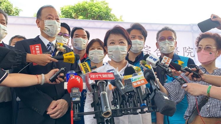 盧秀燕說，因應高齡化時代來臨，台中市第一座市立醫院將設有300床長照床位服務長者需求。曾雪蒨攝