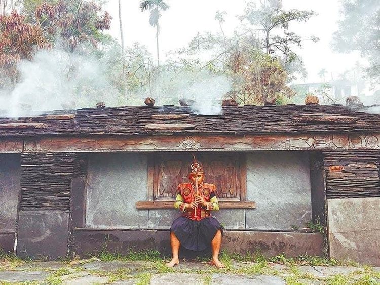 遊客到瑪家舊筏灣石板屋探幽，遇到坍方受困。圖為瑪家鄉石板屋。瑪家鄉公所提供