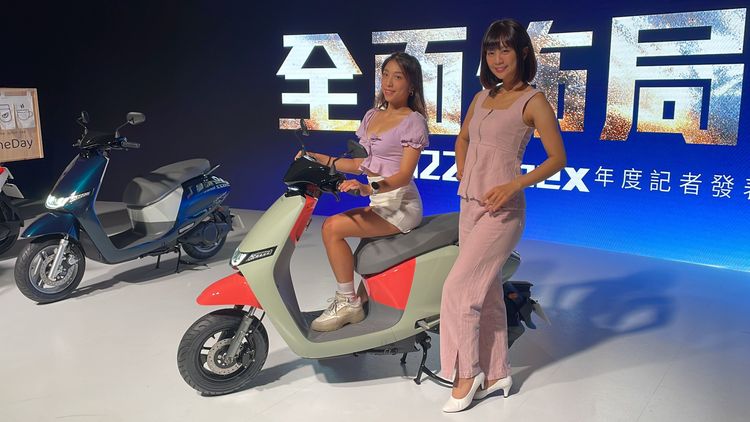 i-One Air是Ionex旗下新世代綠牌電動機車，主打79公斤輕巧車重。林浩昇攝
