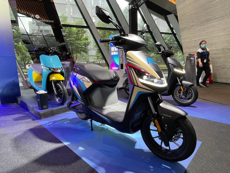 S7R頂級車型將馬達出力從7.6kW一舉提升到8.3kW，極速可達98km/h。林浩昇攝