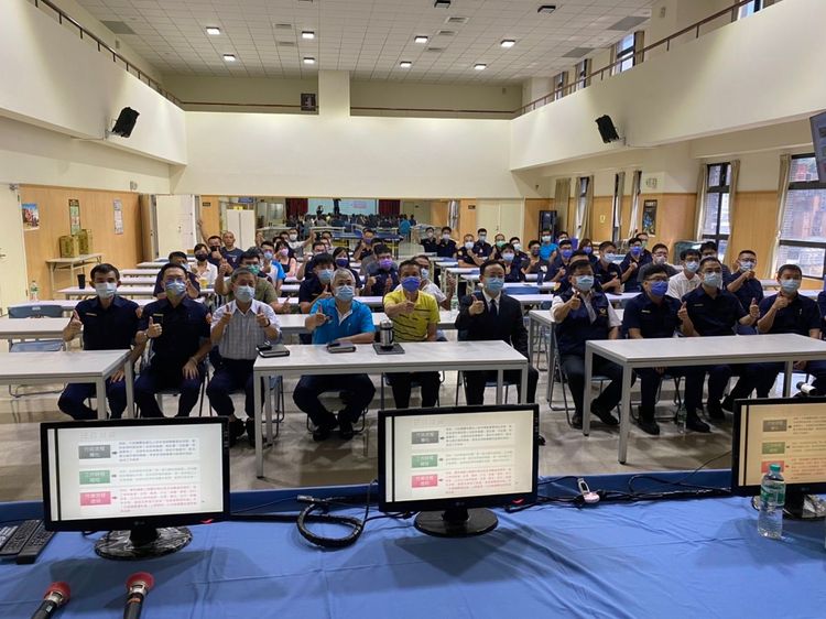 馮成以實際案例分析凡攤、肅貪重要性。翻攝畫面