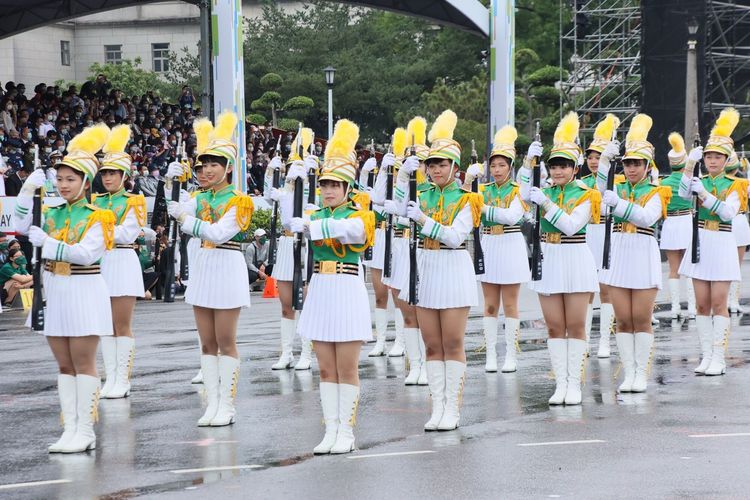 北一女樂儀隊表演。鄭孟晃攝