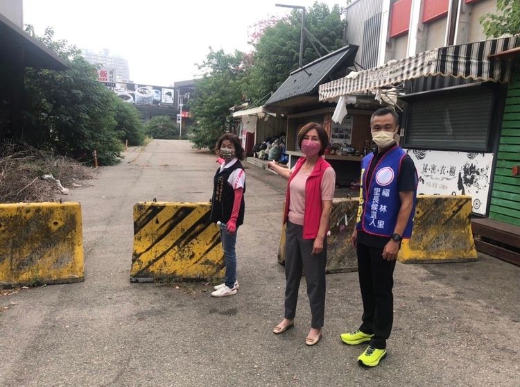 黃馨慧說遭斷水斷電的中科購物廣場宛如死城。黃馨慧服務處提供