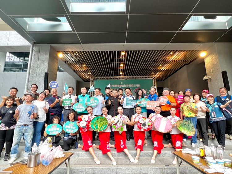 屏東粄條文化節熱鬧登場。屏東縣政府提供