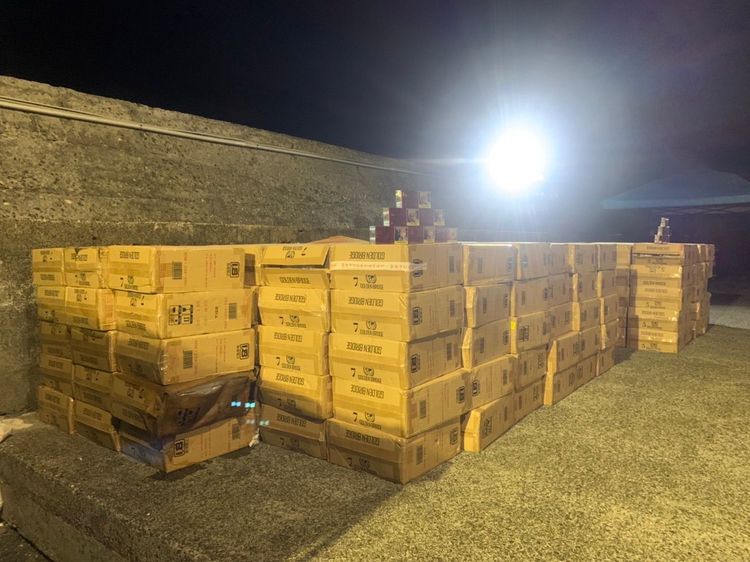 岸巡共查獲286箱走私香菸。岸巡提供