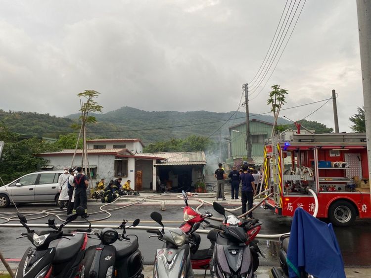 火勢約30分鐘撲滅，未發生延燒。讀者提供