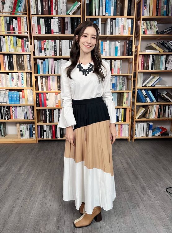 Lara目前在中國，之後才會和其他團員會合。Guyslegend提供