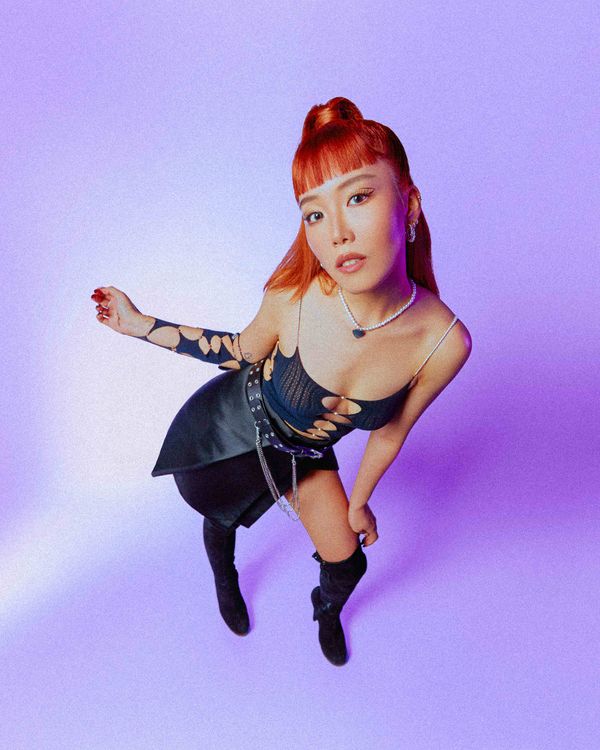 霏霏展露好身材。華納音樂提供