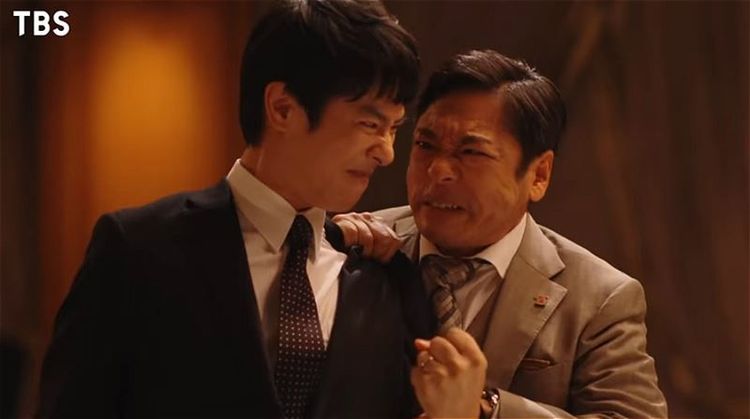 堺雅人(左)和香川照之在《半澤直樹》互鬥。翻攝TBS