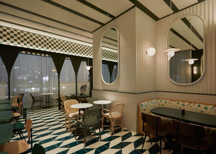 亞洲第一家The Standard Grill餐廳，由頑童Jaime Hayon與The Standard團隊操刀設計。The Standard Grill提供