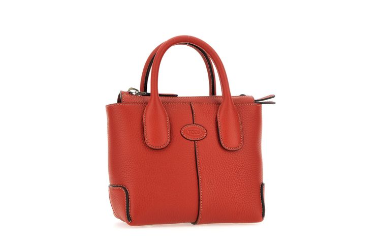 紅色迷你Di Bag，7萬8900元。品牌提供