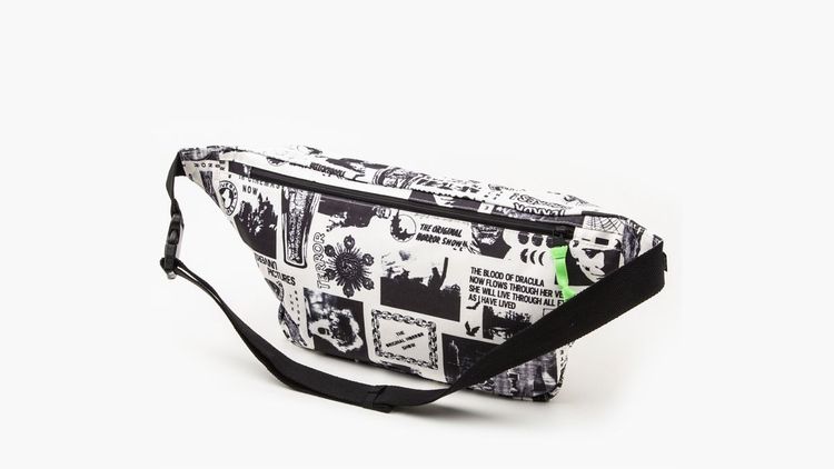 Universal Monsters x Levi’s斜肩包，1890元。品牌提供
