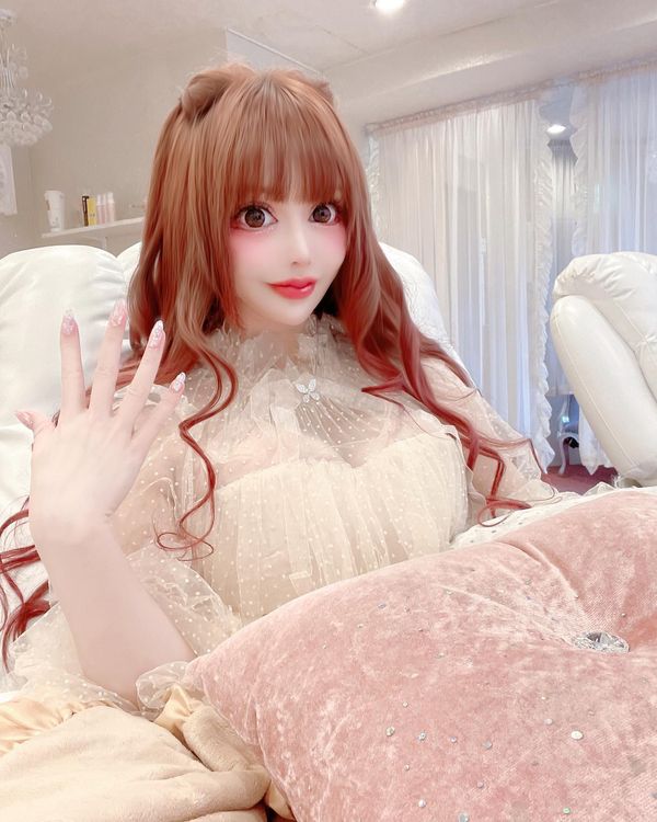 日本網紅Vanilla很喜歡分享她的豪華生活。翻攝 Vanilla IG