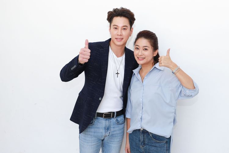 吳東諺（左）加入《黃金歲月》，老婆的姊姊葉家妤當地頭蛇幫他介紹環境。民視提供