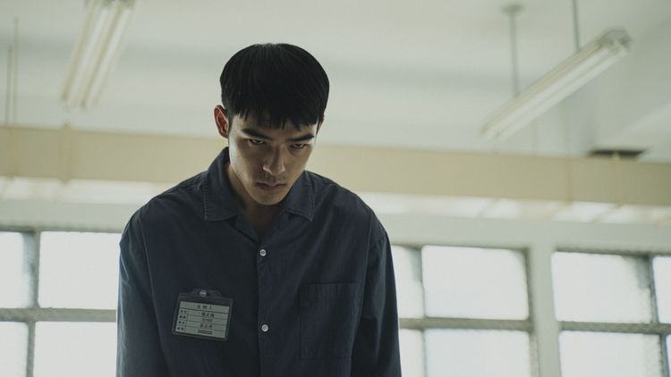 陳昊森詮釋逃犯入戲深，冰冷眼神被警察說「壞壞的」。威視電影提供