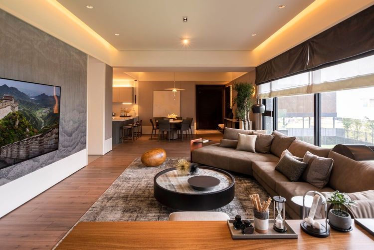 「家居璽玉」主力格局67坪、76坪，主打3.29公頃福興公園第一排、私有680坪四季庭園的豪景御邸。業者提供