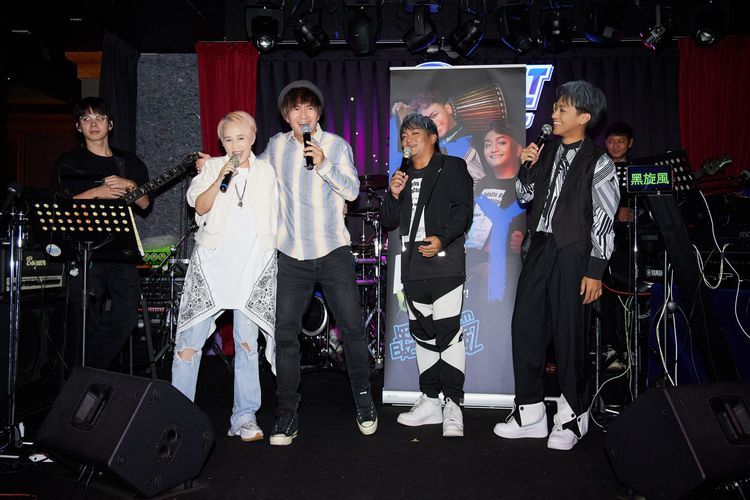 黑旋風與李明依、王宏恩歡樂鬥嘴。群藝國際提供