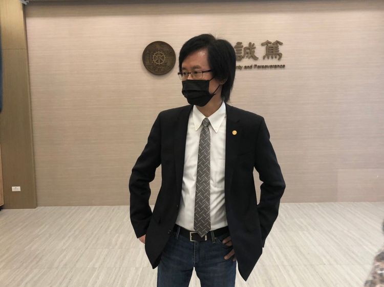 唐國豪呼籲外界應尊重審議委員專業審議結果。讀者提供