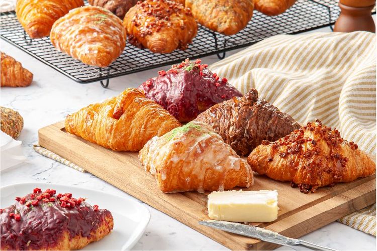 八月堂台北京站時尚廣場店，地點從B3搬遷至B2連通口前。業者提供