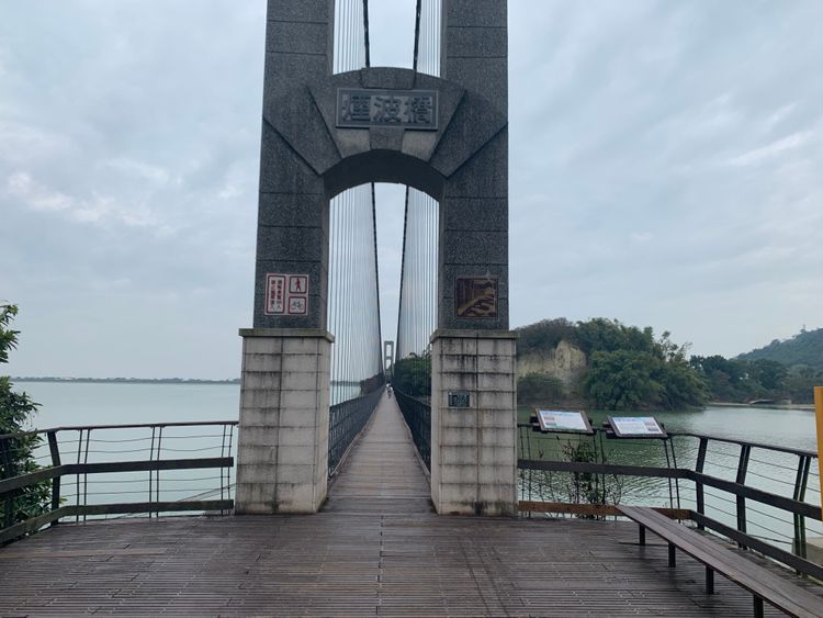 阿公店水庫集水區便掩埋場。民眾提供