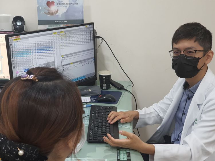 王佑鑫醫師表示，三種狐臭治療各有優缺點，患者可依據自身需求，與專業醫師討論尋求協助，早期治療。大里仁愛醫院提供